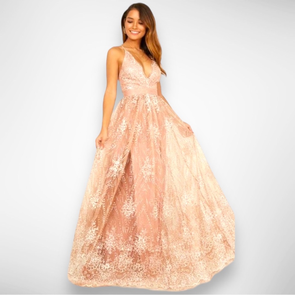 LUXXEL Rose Gold‎ Gorgeous Gown With Tulle Overlay Sequin Embellishments | NWT